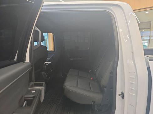 Used 2022 Ford F150 XLT w/ Equipment Group 302A High image 29