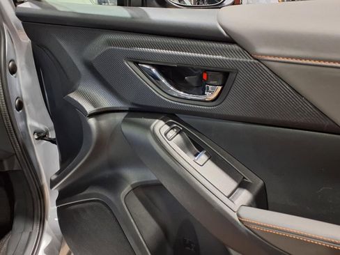 Used 2024 Subaru Crosstrek 2.5i Limited image 11