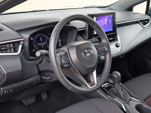 Used 2026 Toyota Corolla SE FWD image 13