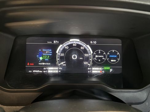 Used 2024 Toyota Sequoia Limited AWD/4WD image 25