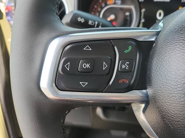 Used 2026 Jeep Wrangler Unlimited Sahara AWD/4WD image 21