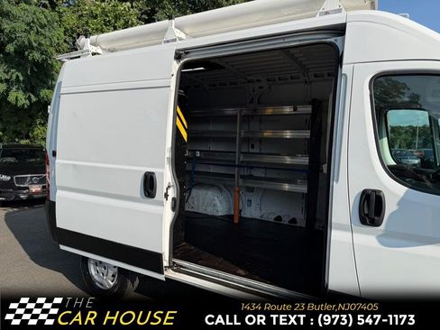 Used 2021 RAM ProMaster 2500 w/ Premium Appearance Group FWD image 19