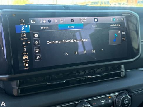 Used 2025 Jeep Wrangler Sahara w/ Safety Group image 20