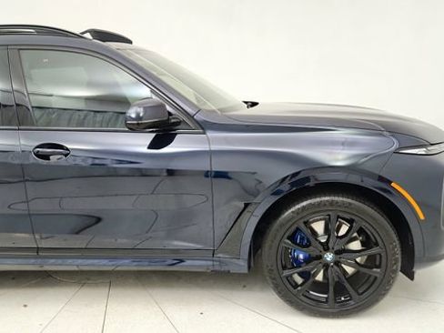 Used 2026 BMW X7 xDrive40i w/ M Sport Package image 7