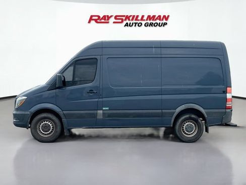 Used 2018 Mercedes-Benz Sprinter 2500 image 4
