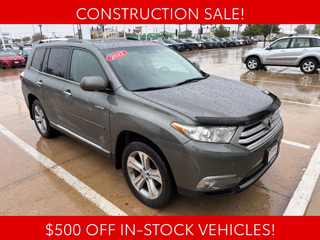 Used 2012 Toyota Highlander Limited w/ Tow Pkg AWD/4WD image 2