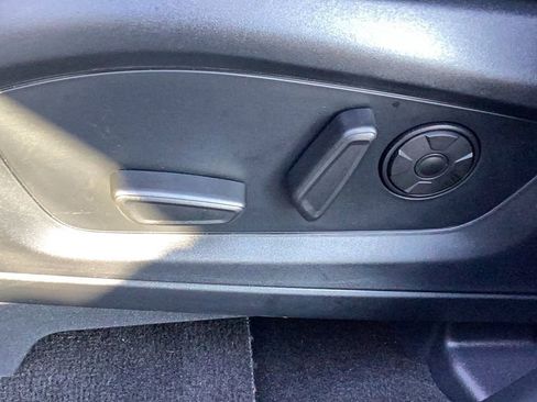 Used 2025 Ford Explorer ST image 26