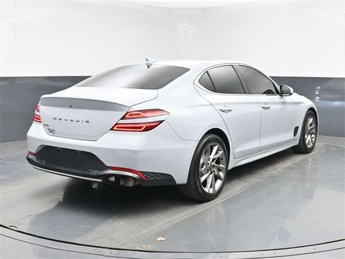 Used 2022 Genesis G70 2.0T image 15