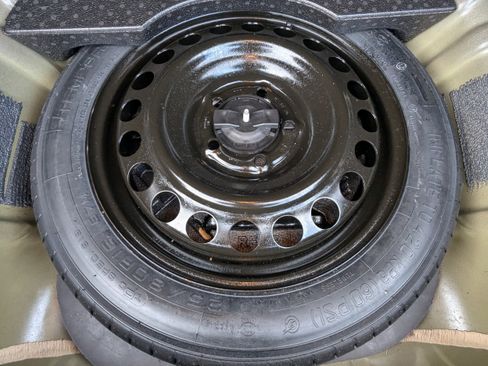 Used 2021 Chevrolet Malibu RS image 4