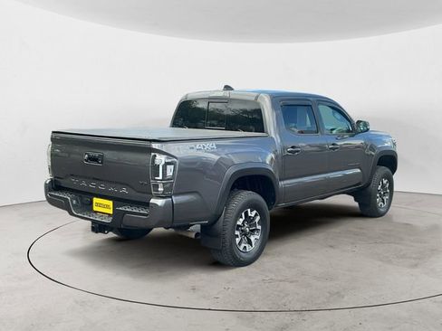 Certified 2020 Toyota Tacoma TRD Off-Road w/ Technology Package AWD/4WD image 5