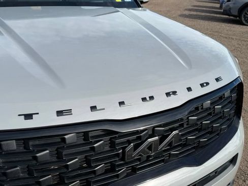 Used 2022 Kia Telluride SX w/ SX Prestige Package AWD/4WD image 7