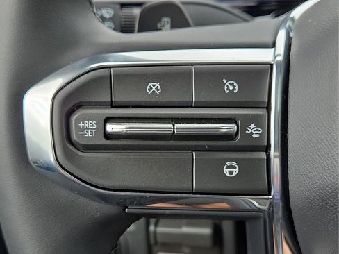 New 2026 GMC Sierra EV AT4 AWD/4WD image 21