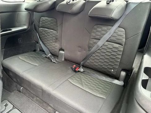 Used 2025 Nissan Pathfinder SV AWD/4WD image 24