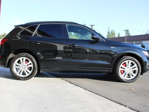 Used 2016 Audi SQ5 Premium Plus w/ Technology Package AWD/4WD image 8