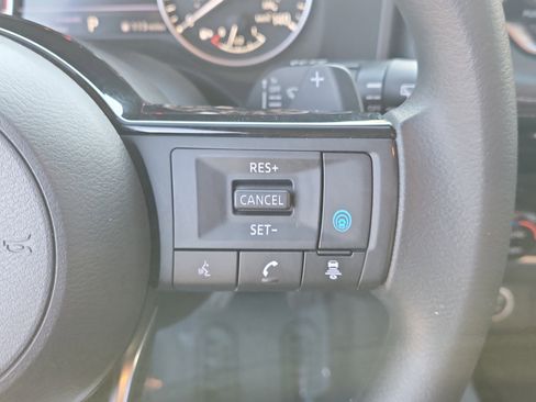 Certified 2021 Nissan Rogue SV image 28