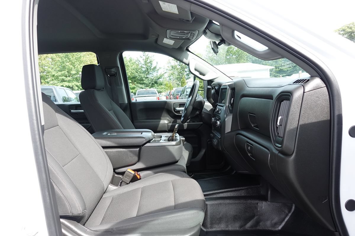 Used 2025 Chevrolet Silverado 2500 W/T AWD/4WD image 35