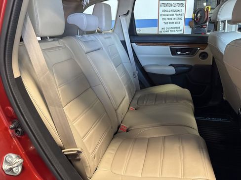 Used 2018 Honda CR-V Touring image 28