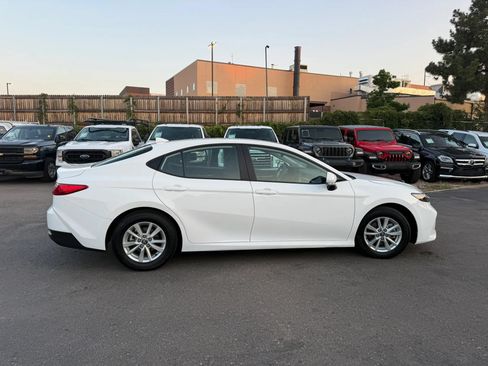 Used 2025 Toyota Camry LE FWD image 8