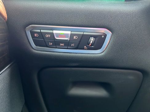 Used 2019 BMW X5 xDrive40i w/ Convenience Package AWD/4WD image 28
