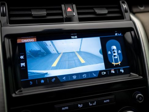 Used 2019 Land Rover Discovery HSE image 31