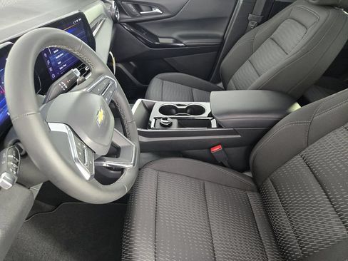 New 2026 Chevrolet Equinox LT FWD image 15