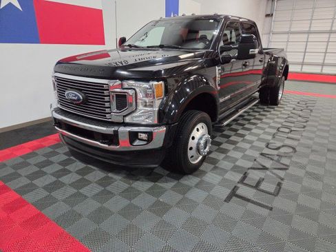 Used 2021 Ford F450 Lariat image 3