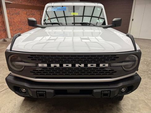Used 2023 Ford Bronco Badlands image 8