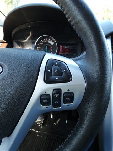 Used 2011 Ford Edge Limited w/ 302A Rapid Spec Order Code FWD image 27