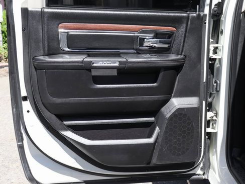 Used 2018 RAM 2500 Laramie image 34