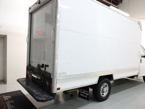 Used 2022 Chevrolet Express 3500 w/ Driver Convenience Package RWD image 41