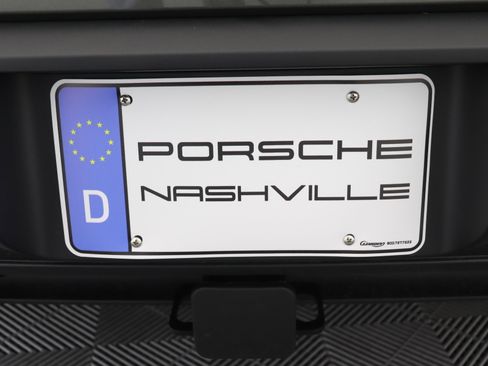 Used 2025 Porsche Macan Electric image 40