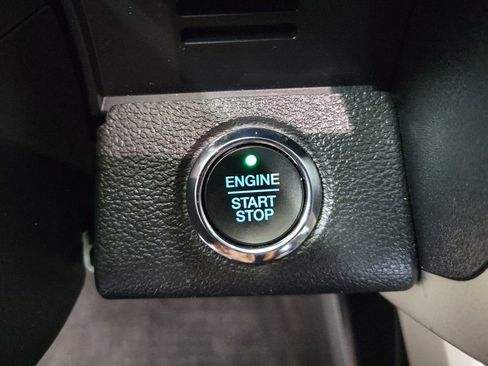 Used 2019 Ford F150 Lariat image 29