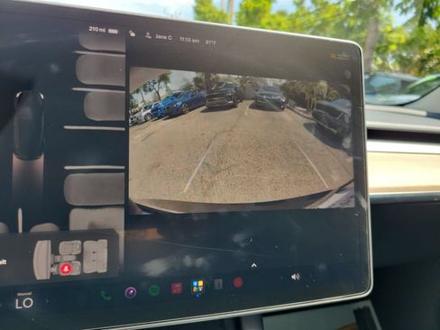 Used 2023 Tesla Model 3 Standard Range RWD image 27