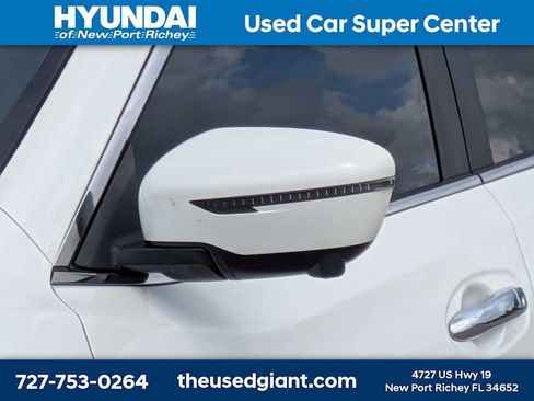 Used 2019 Nissan Rogue SL w/ Premium Package FWD image 11