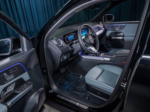 New 2026 Mercedes-Benz GLB 250 4MATIC image 10