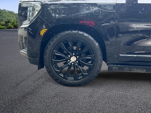 Certified 2023 GMC Yukon XL Denali w/ Denali Reserve Package AWD/4WD image 11