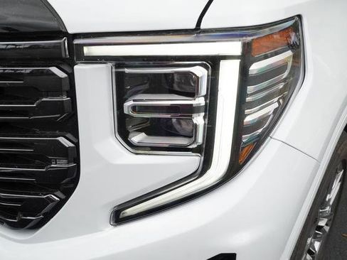 Used 2026 GMC Sierra 1500 Denali Ultimate image 36