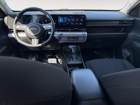Certified 2025 Hyundai Kona SEL AWD/4WD image 15