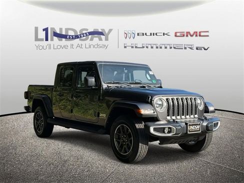 Used 2022 Jeep Gladiator Overland w/ Popular Equipment Package image 1