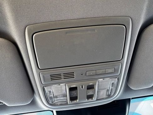 Used 2020 Honda CR-V Touring image 26