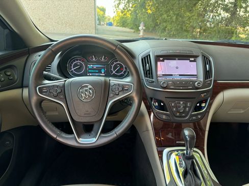 Used 2016 Buick Regal image 10