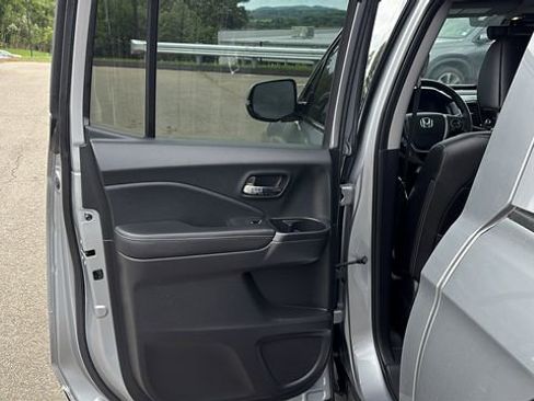 Used 2023 Honda Ridgeline RTL-E image 23