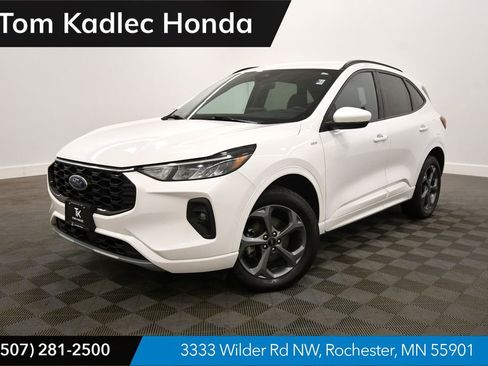 Used 2024 Ford Escape ST-Line Select AWD/4WD image 1