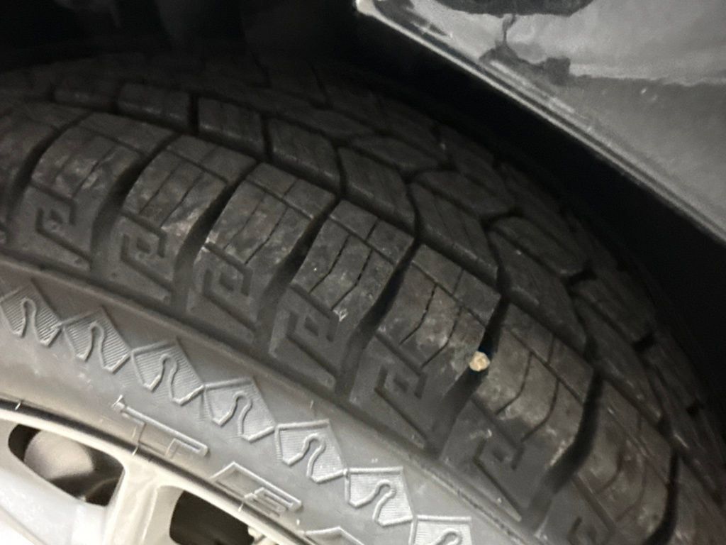 Used 2023 Chrysler Pacifica Touring-L FWD image 44