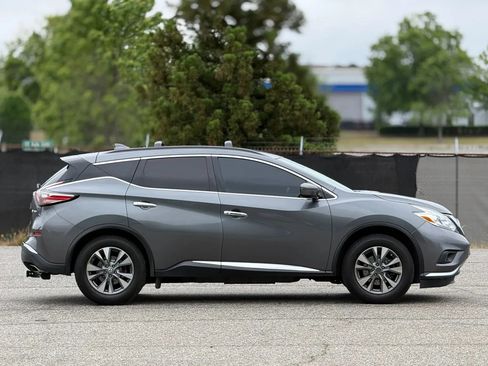 Used 2017 Nissan Murano SV AWD/4WD image 7
