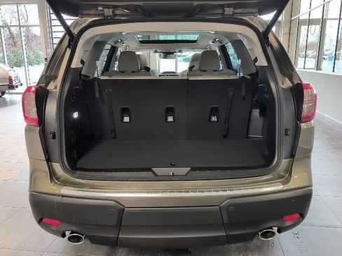 New 2026 Subaru Ascent Limited image 8