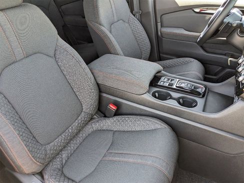 New 2025 Honda Pilot Sport image 5