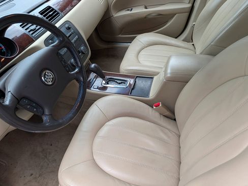 Used 2011 Buick Lucerne CXL w/ Driver Confidence Package FWD image 10