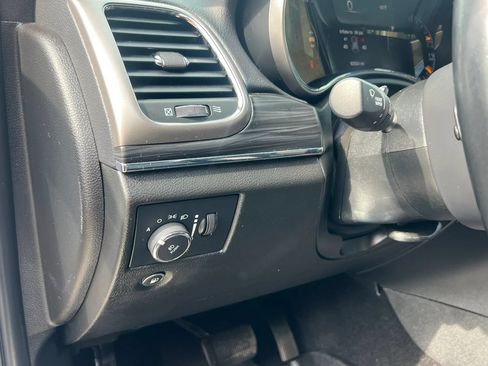 Used 2021 Jeep Grand Cherokee Limited AWD/4WD image 14
