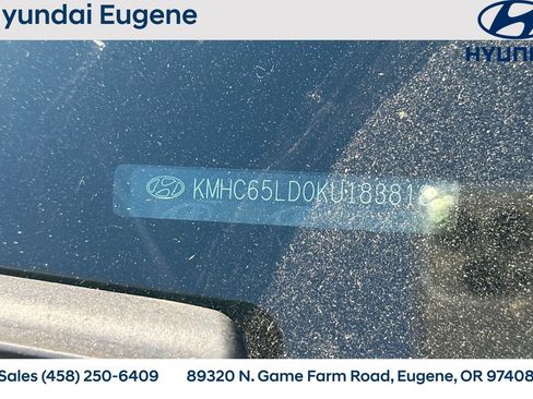 Used 2019 Hyundai Ioniq Plug-In Hybrid FWD image 2